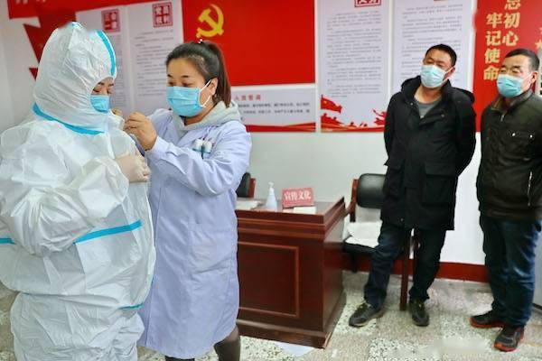 筑牢防控屏障 秦皇島醫護人員防護用品使用規范與知識普及